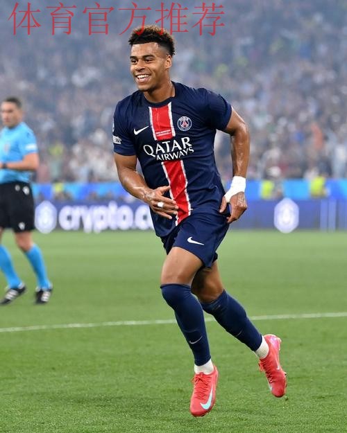 杜埃长距离奔袭 巴黎圣日耳曼3-2力克梅斯 杜埃长距离奔袭 巴黎圣日耳曼3-2力克梅斯